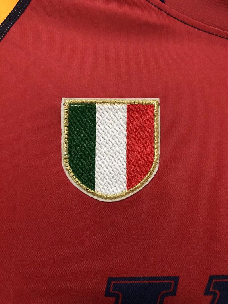 Retro AS Roma 2000-2001 home game - Image 11