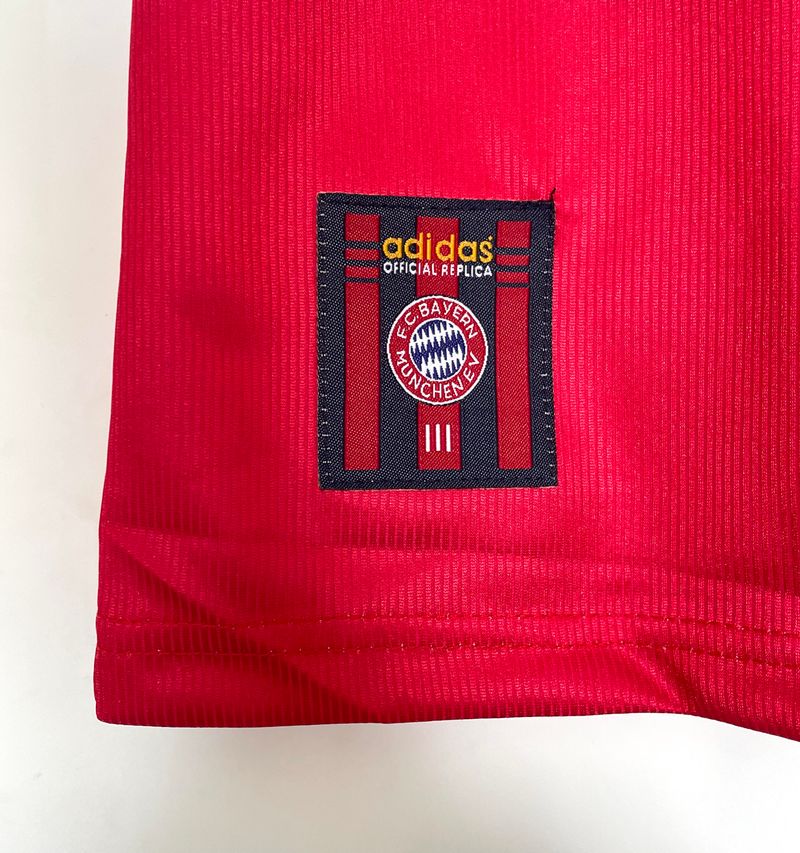 Retro Bayern München 1998-2000 away game - Image 6