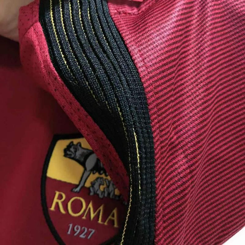 Retro AS Roma 2017-2018 home game - Image 6