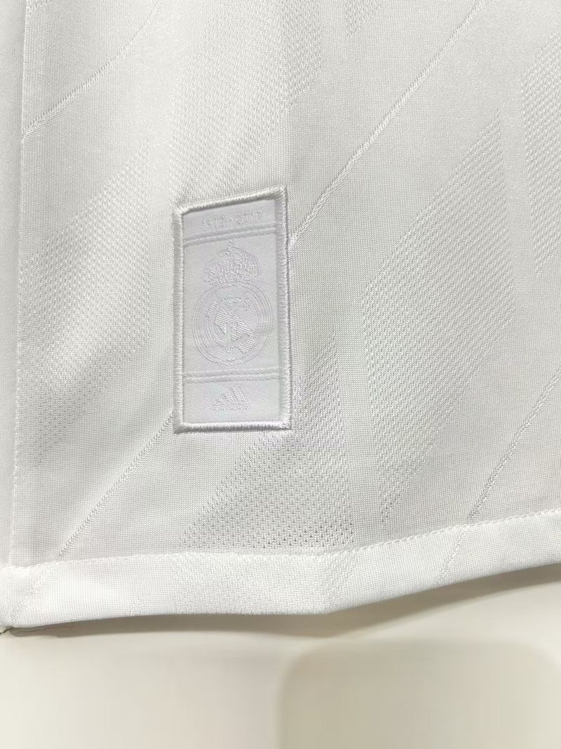 Retro Real Madrid 2017-2018 home Long Sleeve - Image 6