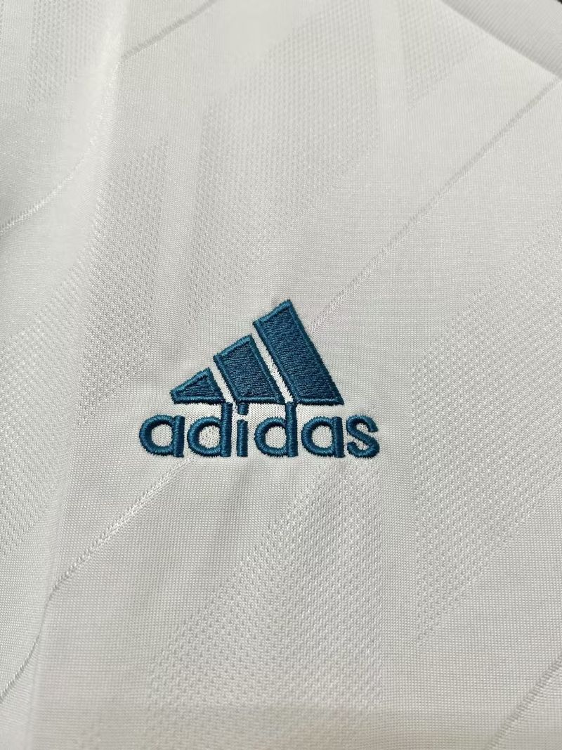 Retro Real Madrid 2017-2018 home Long Sleeve - Image 8