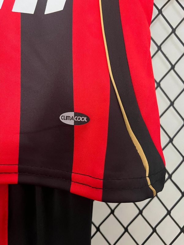 Retro Kid Size AC Milan 2006-2007 home game - Image 9