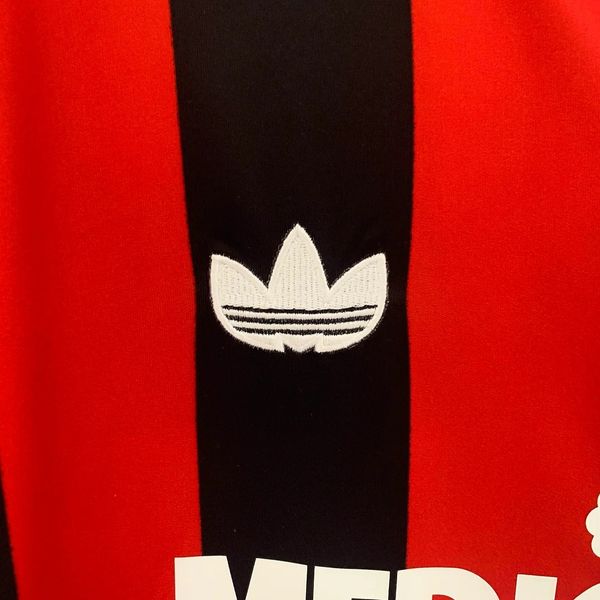 Retro AC Milan 1990-1991 home game - Image 8