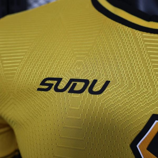 Wolverhampton Wanderers 2024-2025 home player - Image 7