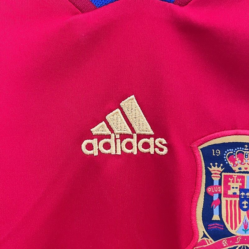 Retro Kid Size Spain national 2010 home game - Image 7