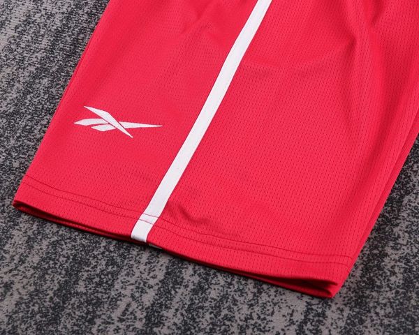 Retro Kid Size Liverpool FC 1997-1998 home game - Image 7