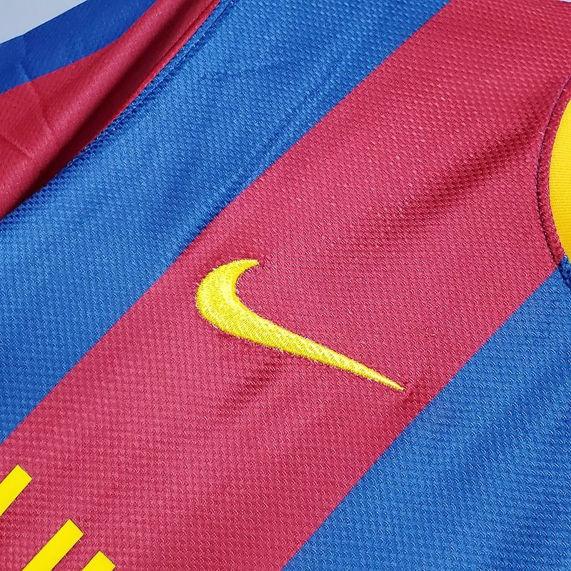 Retro FC Barcelona 2010-2011 home game - Image 7