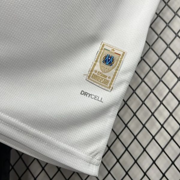 Marseille 125th anniversary edition white - Image 8