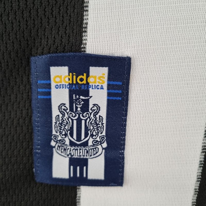 Retro Newcastle United 2000-2001 home - Image 8