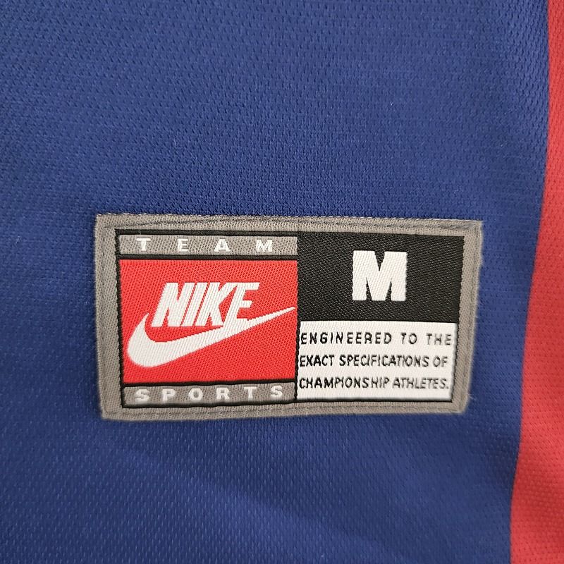 Retro FC Barcelona 1998-1999 home game - Image 8