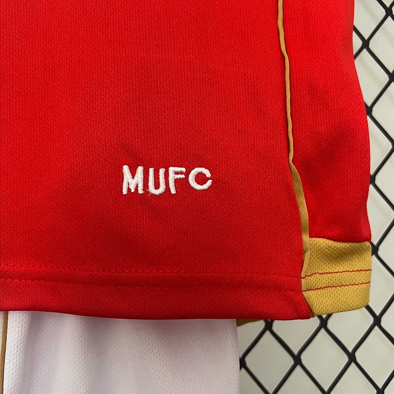 Retro Kid Size Manchester United 2006-2007 home - Image 8