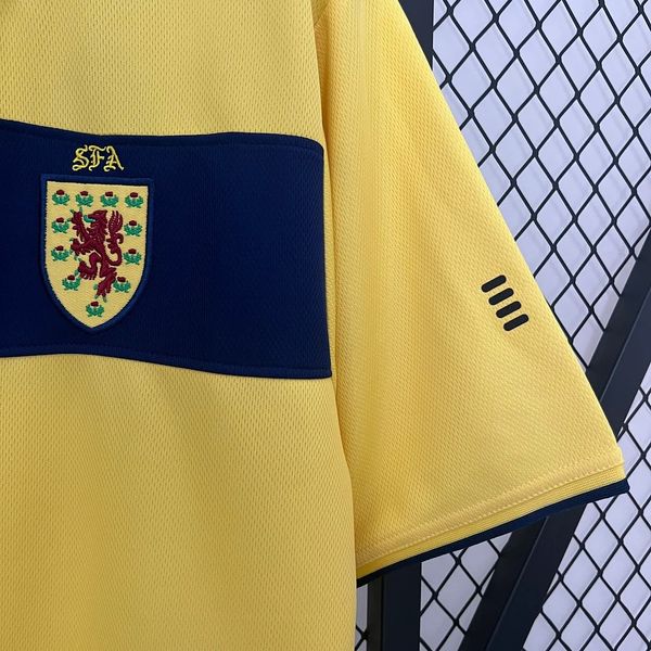 Retro Scotland national 2002 away game - Image 6