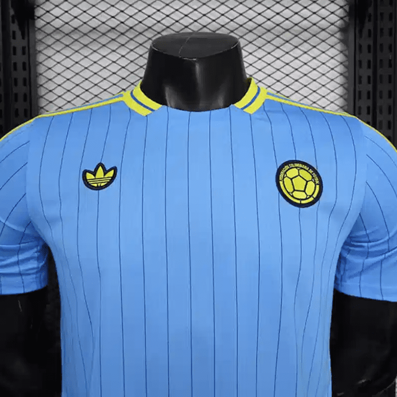 2026 World Cup Player Colombia Blue Retro Model Soccer Jersey - Image 7